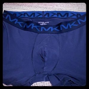 Michael Kors Navy Blue Trunk Med